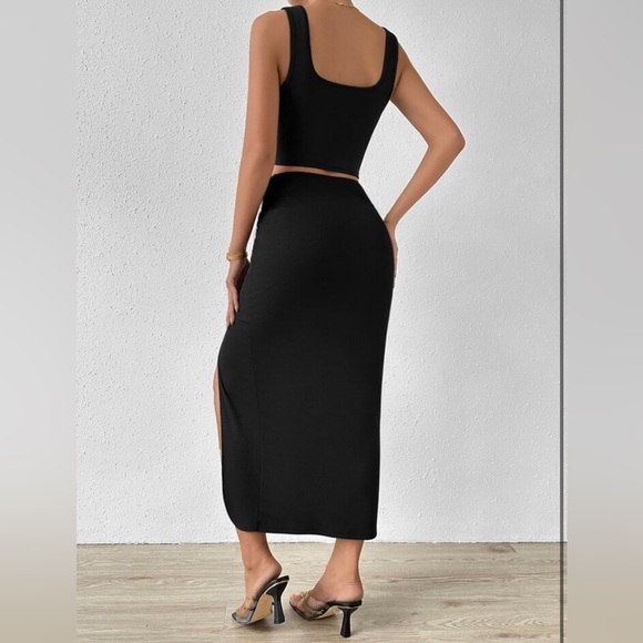 Solid Tank Top & Twist Front Split Thigh Skirt - Picture 2 of 6